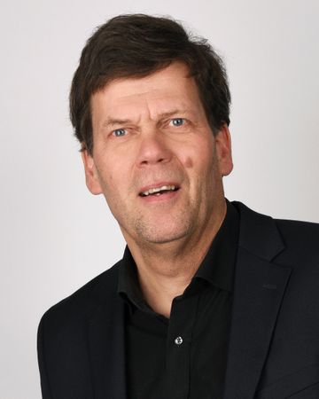 WOLFGANG LEUDERS